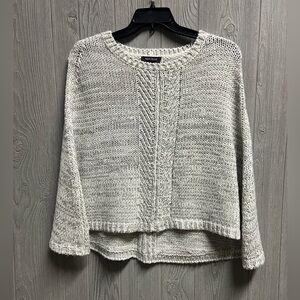 White House Black Market White Metallic Threaded Sweater Winter Poncho Sz Small